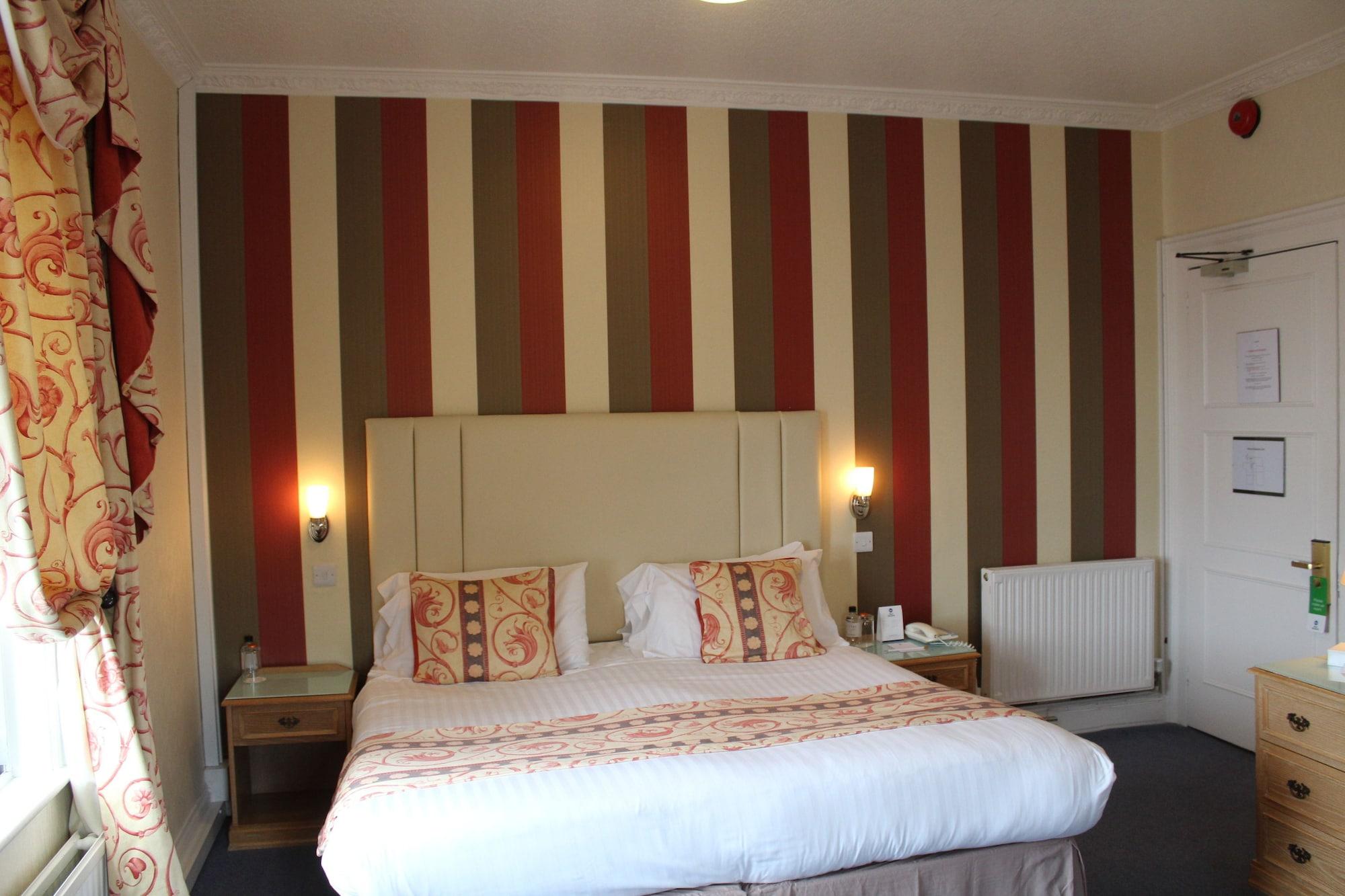Best Western New Holmwood Hotel 카우즈 외부 사진