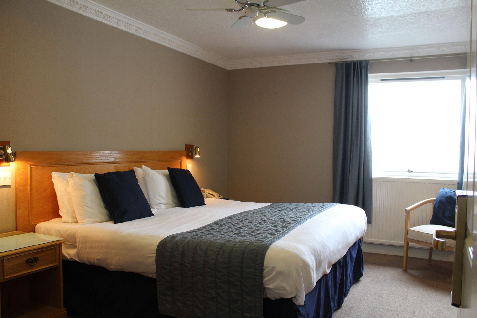 Best Western New Holmwood Hotel 카우즈 외부 사진