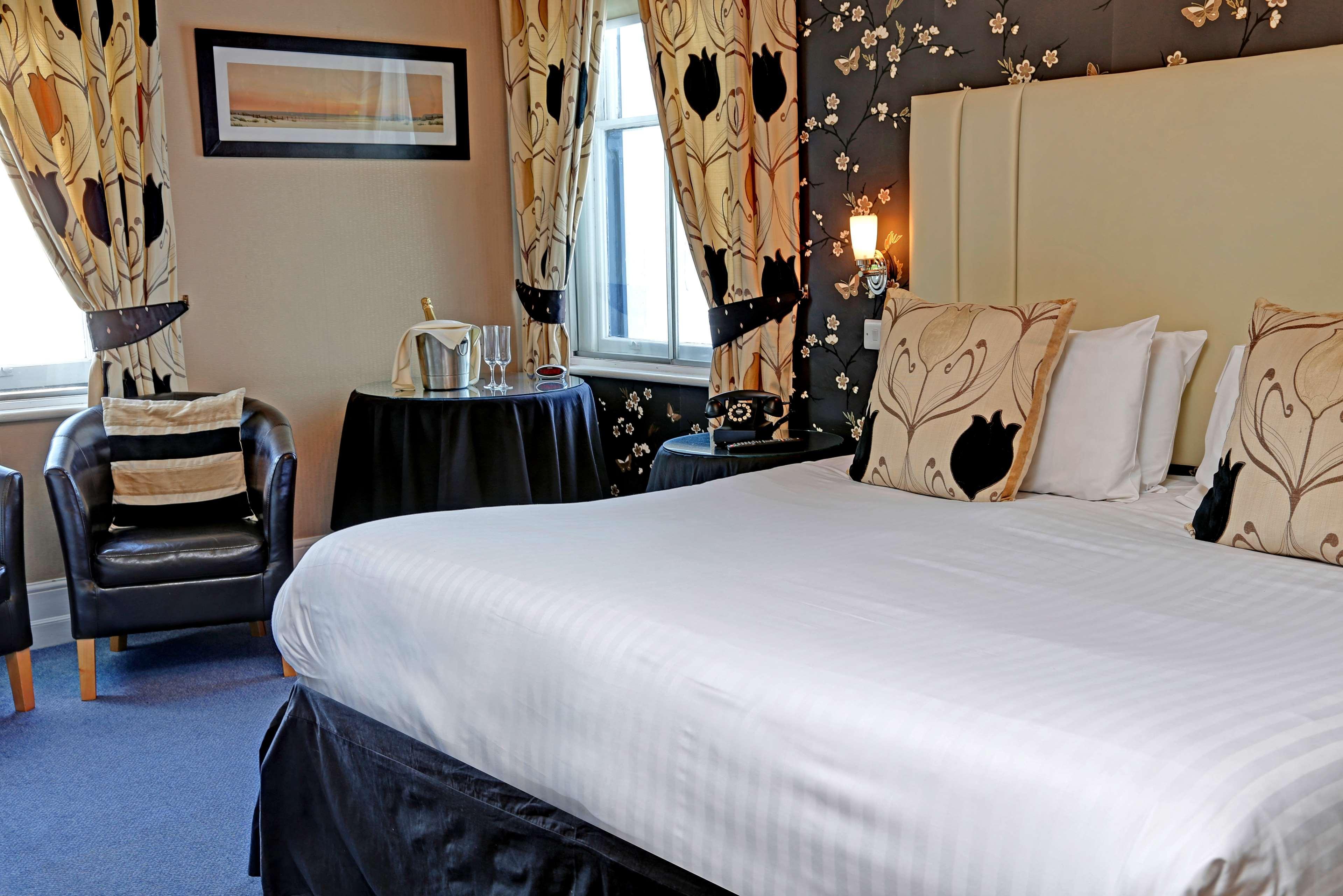 Best Western New Holmwood Hotel 카우즈 외부 사진