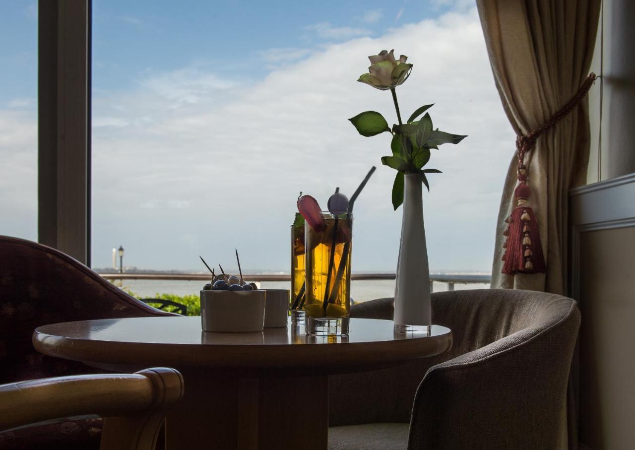 Best Western New Holmwood Hotel 카우즈 외부 사진